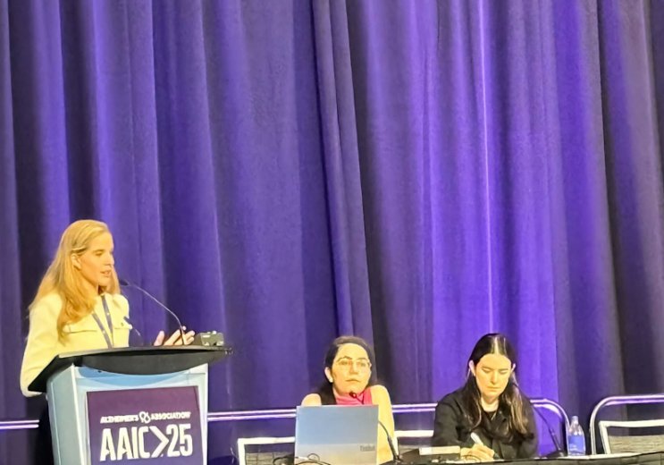 Yara chairing a session